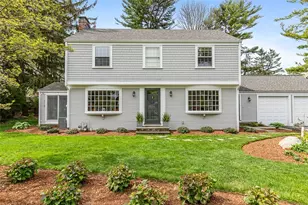 11 Harbour Rd, Barrington, RI 02806 - Photo 1