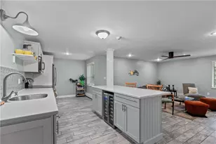 66 Girard Ave, Newport, RI 02840 - Photo 1