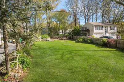 7 Winterberry Road, Narragansett, RI 02882 - Photo 1