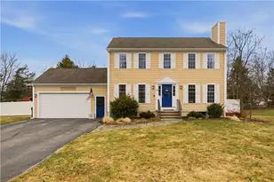 18 Etelvina Ct, Bristol, RI 02809 - Photo 1