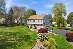 2 N Hereford Dr, Cumberland, RI 02864 - Photo 1