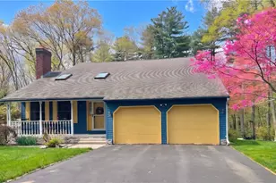 20 Follett St, North Smithfield, RI 02896 - Photo 1