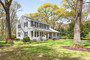 272 Pine Hill Rd, South Kingstown, RI 02879 - Photo 1