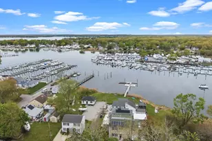 102 Sayles Ave, Warwick, RI 02889 - Photo 1