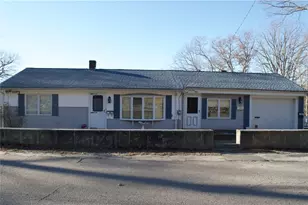 78 Edgewater Dr, Blackstone, MA 01504 - Photo 1