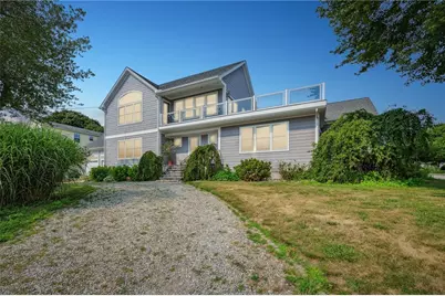 18 Anawan Avenue, Narragansett, RI 02882 - Photo 1