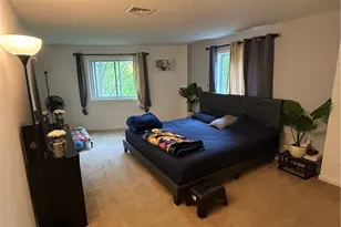 25 Devereux Rd, Providence, RI 02909 - Photo 10
