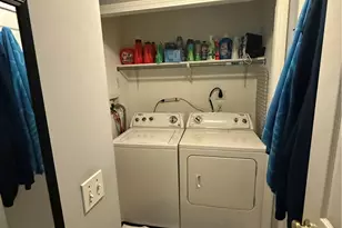 25 Devereux Rd, Providence, RI 02909 - Photo 14