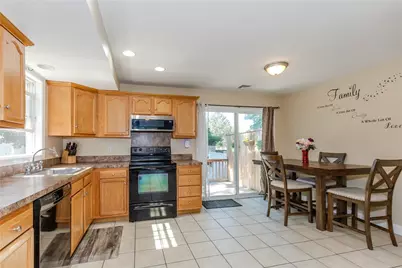 18 Willis Street #18, Cranston, RI 02910 - Photo 1