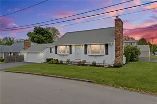 7 Esther St, Cranston, RI 02920 - Photo 1