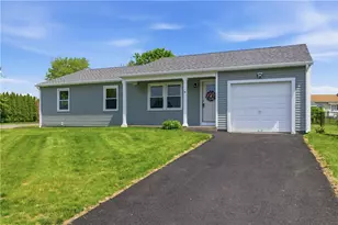 10 Wagon Wheel Ln, Woonsocket, RI 02895 - Photo 1