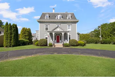 1 Red Cross Avenue #9, Newport, RI 02840 - Photo 1