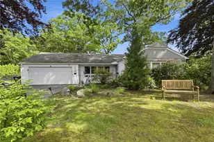 1414 New London Ave, Cranston, RI 02920 - Photo 1