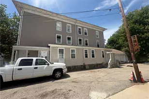 28 Wood St, Warren, RI 02885 - Photo 1