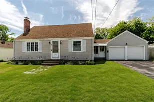 11 Palm Blvd, Warwick, RI 02888 - Photo 1
