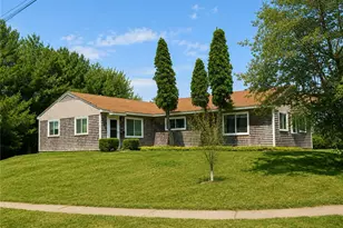 10 Ludlow Rd, Middletown, RI 02842 - Photo 1