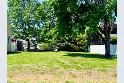 105 Second Street, Pawtucket, RI 02861 - Photo 1