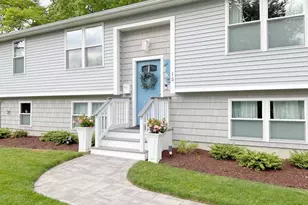15 Grove St, Fairhaven, MA 02719 - Photo 1
