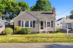 245 Hughes Ave, Pawtucket, RI 02861 - Photo 1