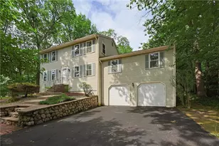 16 Blacksmith Rd, Cumberland, RI 02864 - Photo 1