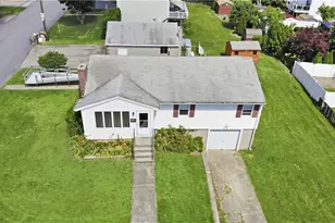 28 City View Pkwy, Johnston, RI 02919 - Photo 1