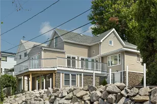 286 Riverside Dr, Tiverton, RI 02878 - Photo 1