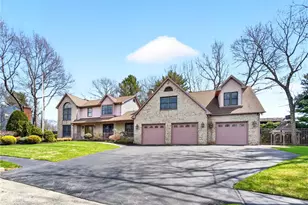 9 Sugar Maple Dr, Coventry, RI 02816 - Photo 1