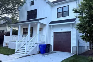 95 Farm St, Providence, RI 02908 - Photo 1