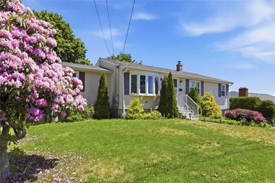39 Salem Avenue, Cranston, RI 02920 - Photo 1