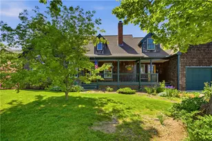 82 Clinton Ave, Jamestown, RI 02835 - Photo 1