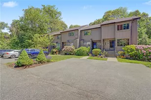5 Wake Robin Rd, Lincoln, RI 02865 - Photo 1