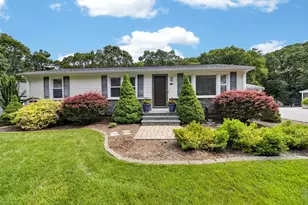 151 Signal Rock Dr, North Kingstown, RI 02852 - Photo 1
