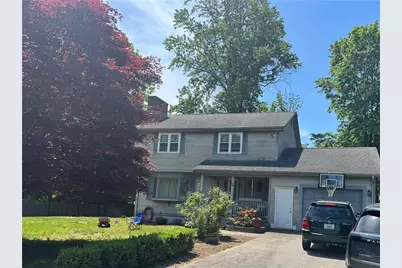 36 Oak Hill Road, North Kingstown, RI 02852 - Photo 1