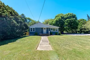 189 Shore Rd, Westerly, RI 02891 - Photo 1