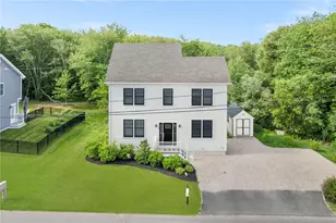 40 Lakeworth Ave, Narragansett, RI 02882 - Photo 1