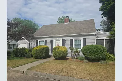 7 Wilton Avenue, Pawtucket, RI 02861 - Photo 1