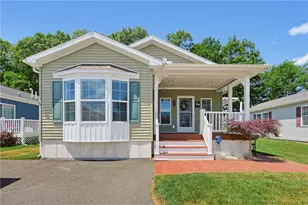 65 Lark Ln, Tiverton, RI 02878 - Photo 1