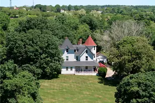 313 Berkely Ave, Middletown, RI 02842 - Photo 1