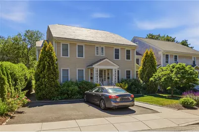 21 Pell Street, Newport, RI 02840 - Photo 1