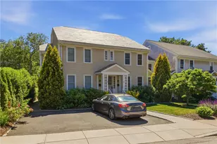 21 Pell St, Newport, RI 02840 - Photo 1