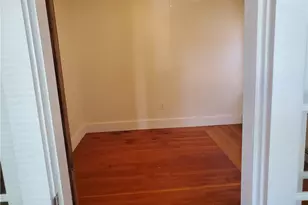 668 Grove St, Woonsocket, RI 02895 - Photo 10