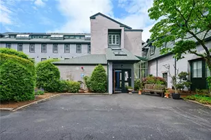 25 Water St, East Greenwich, RI 02818 - Photo 1