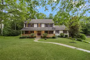 61 Moraine Ct, South Kingstown, RI 02879 - Photo 1