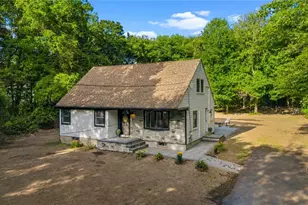 380 Brayton Rd, Tiverton, RI 02878 - Photo 1