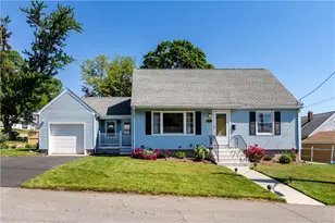 11 Bellevue Dr, Cranston, RI 02920 - Photo 1