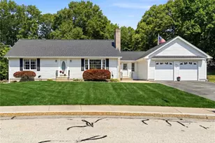 203 Tara Ln, Woonsocket, RI 02895 - Photo 1