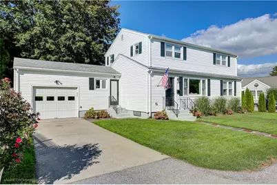 18 Sylvan Terrace, Newport, RI 02840 - Photo 1