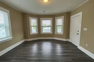 70 Oliver St, Bristol, RI 02809 - Photo 1