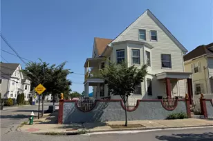 316 Bucklin St, Providence, RI 02907 - Photo 1