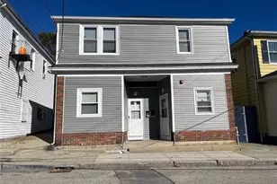 217 State St, Bristol, RI 02809 - Photo 1